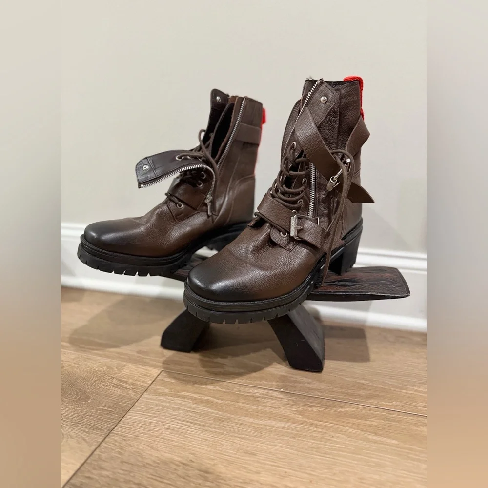 Charles by Charles David Dark Brown Leather Boots - Picture 1 of 12